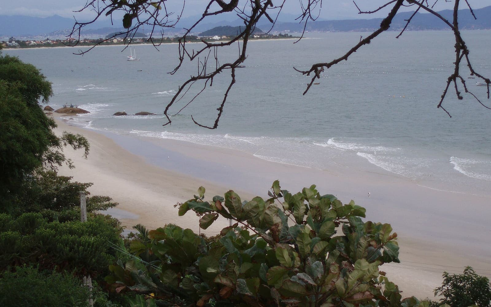 Paisaje de Praia do Forte, uno de los destinos del paseo (foto del lugar, no de la lancha)